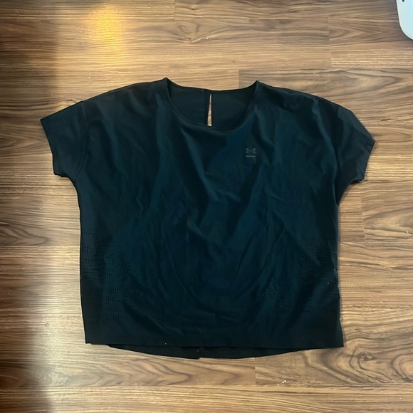 Grey Under Armour Mesh Back Athletic Shirt - XL - Limited Wear - Picture 1 of 4